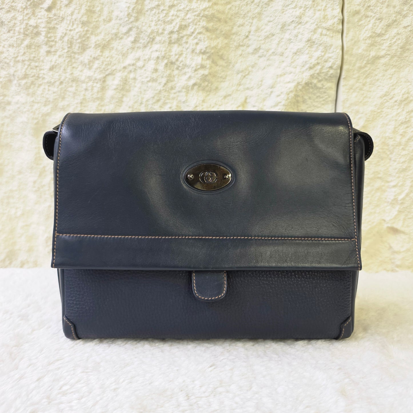 Gucci Shoulder Bag [Pre-Owned]