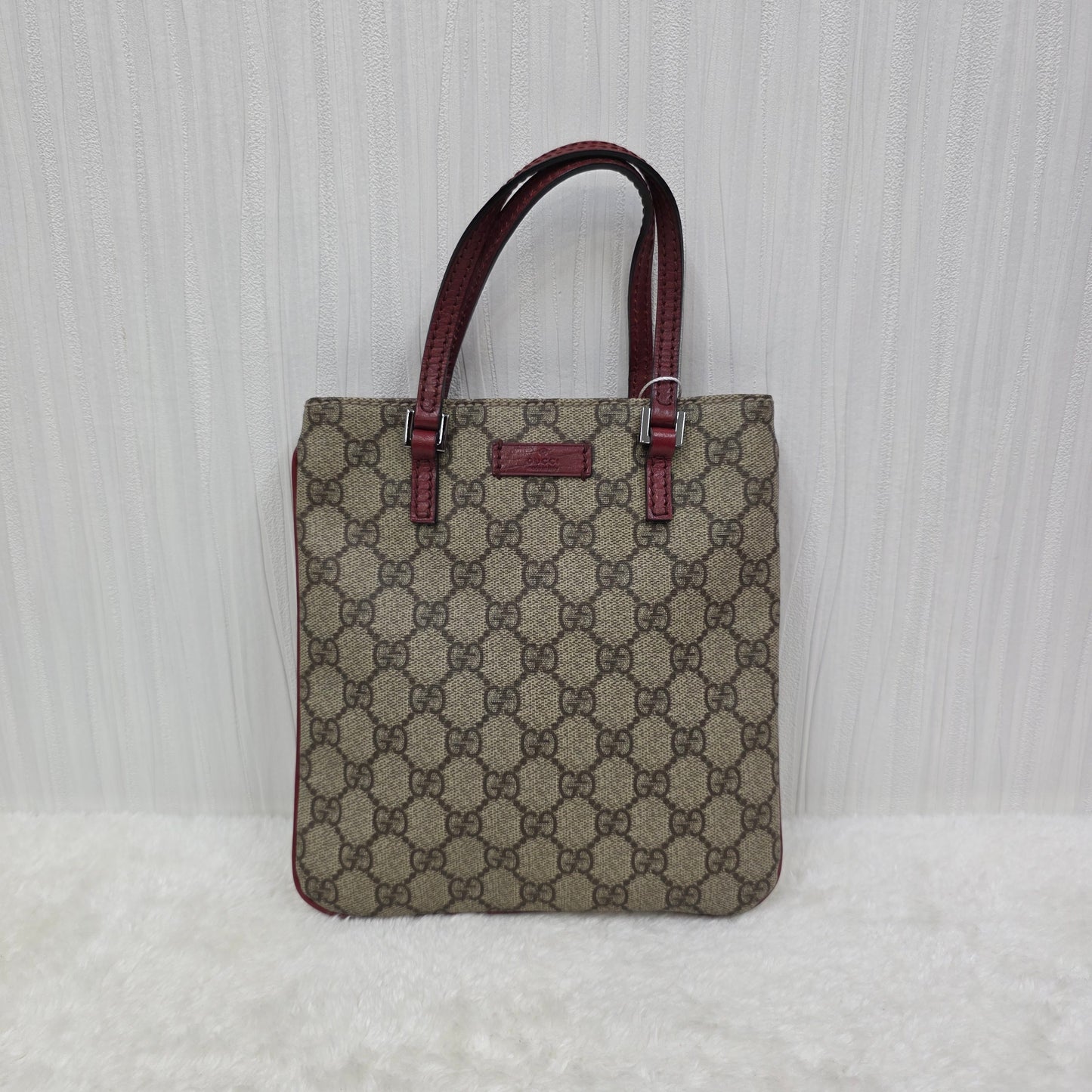 グッチ GGスプリーム ハンドバッグ 114600 【中古】 