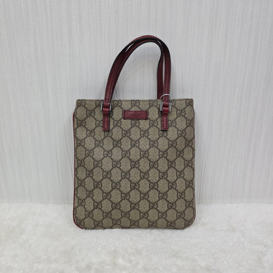 Gucci GG Supreme Handbag 114600 [Pre-Owned]