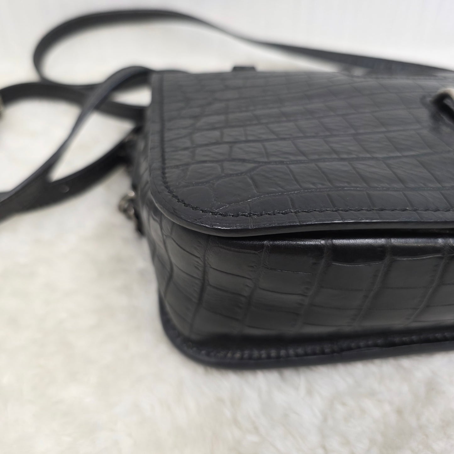 Yves Saint Laurent Black Croc Effect Leather Medium Charlotte Messenger Bag [Pre-Owned]
