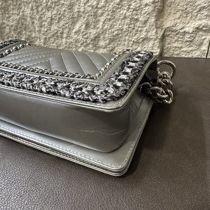 CHANEL Boy Chanel Matelassé Shoulder Bag Silver [Pre-Owned]