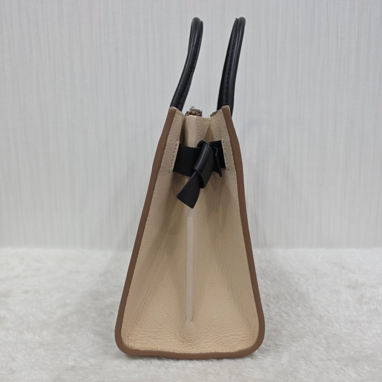 LOUIS VUITTON Vérité Tote MM [Pre-Owned]