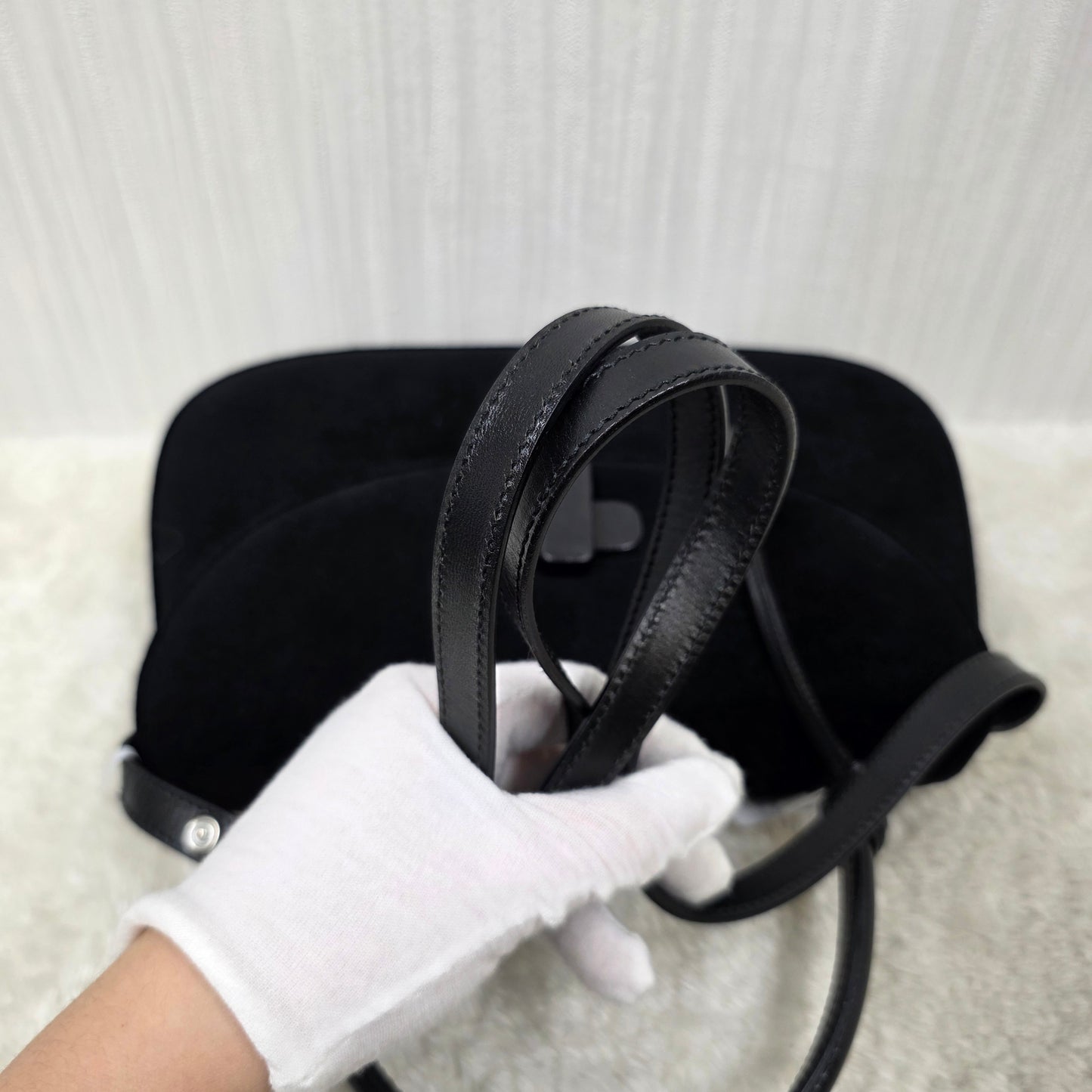 Gucci Felt Turnlock 2WAY Handbag [Pre-Owned]
