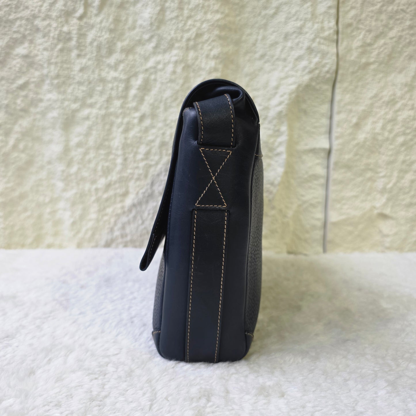 Gucci Shoulder Bag [Pre-Owned]