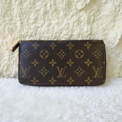 Louis Vuitton Long Wallet [Pre-Owned]