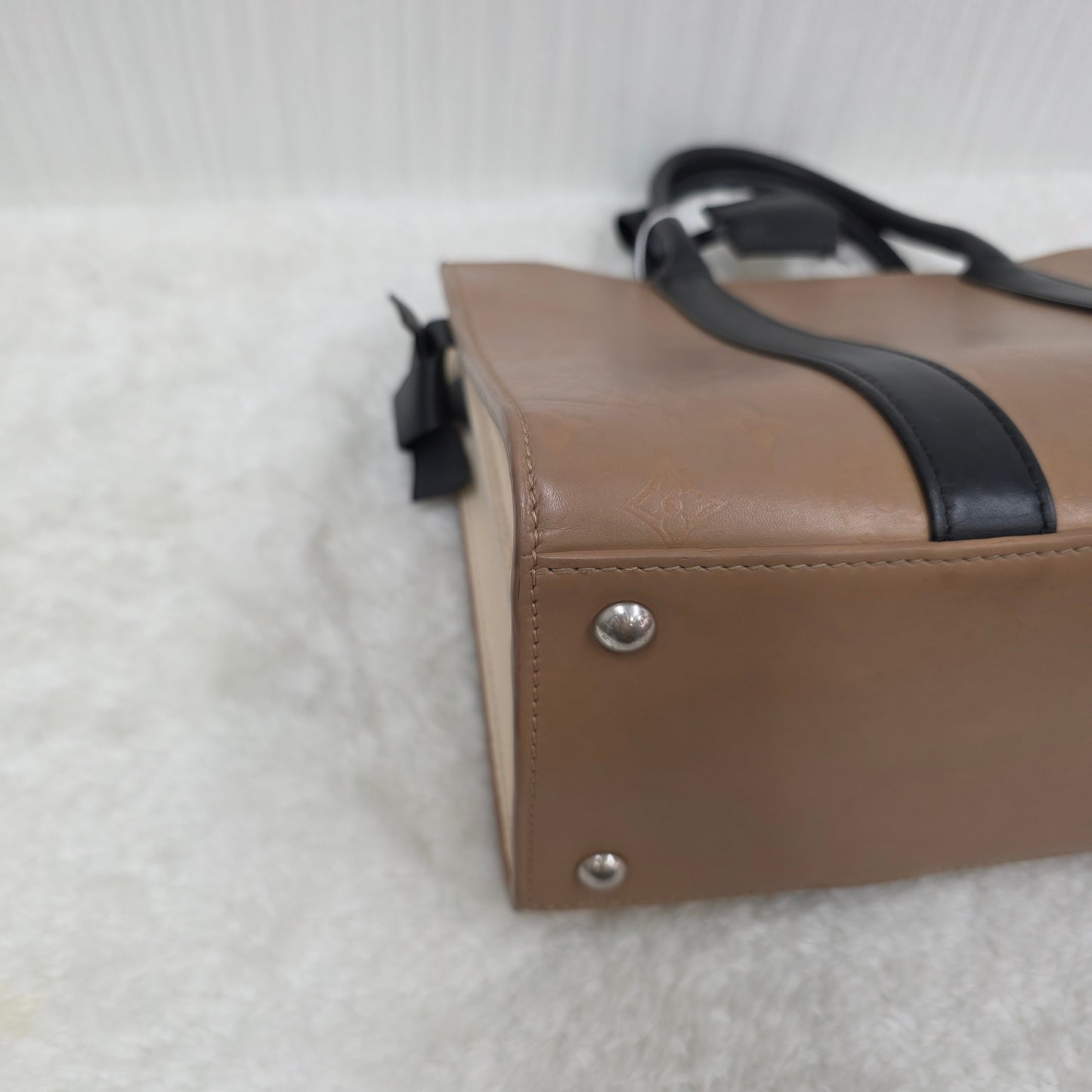 LOUIS VUITTON Vérité Tote MM [Pre-Owned]