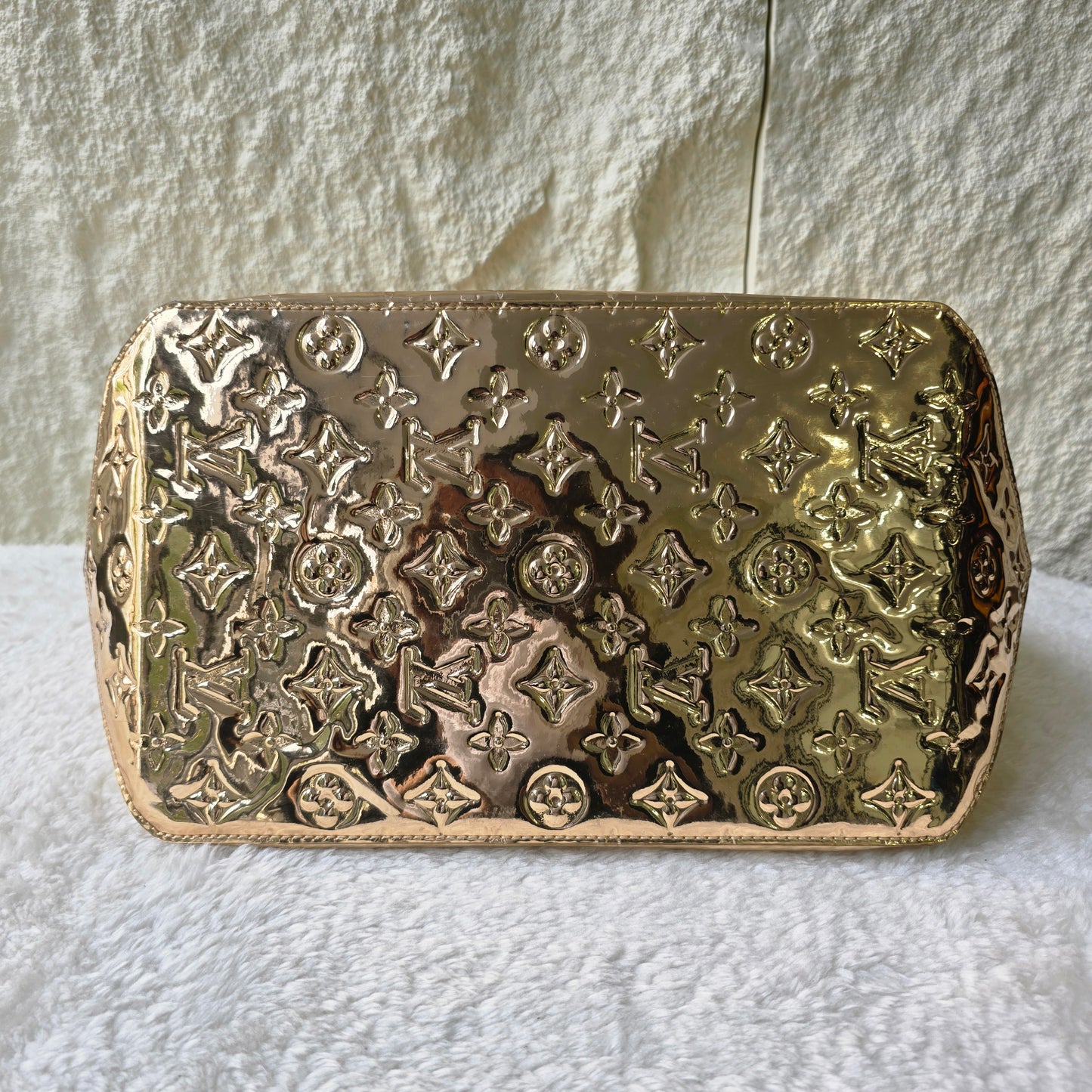 LOUIS VUITTON Bellevue PM Monogram Miroir Gold Handbag [Pre-Owned]