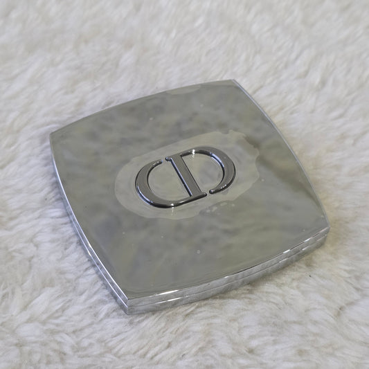Christian Dior Hand Mirror – Compact Beauty Accessory [Pre-Owned]