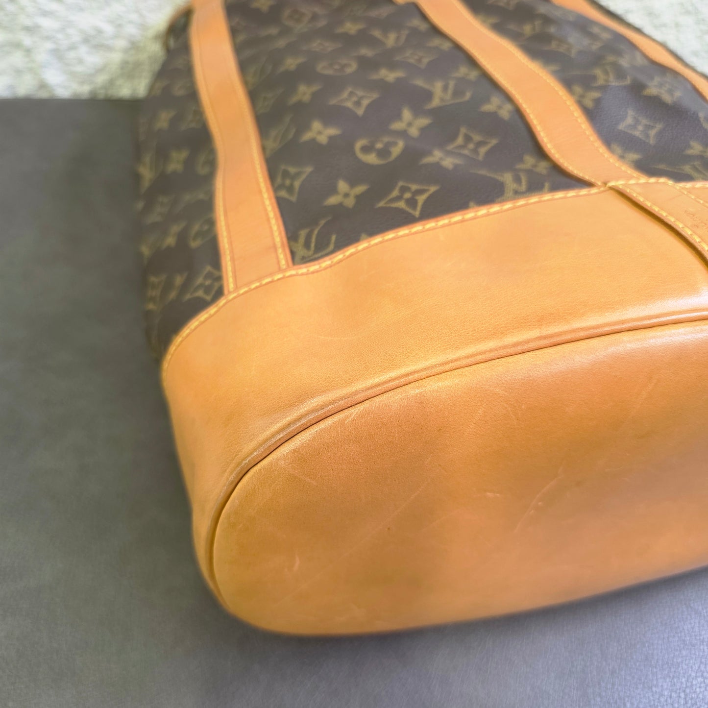 LOUIS VUITTON サック・ウィークエンドGM モノグラム M42244 【中古】 