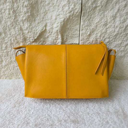 CELINE Trifold Chain Handbag in Yellow Leather [Pre-Owned]