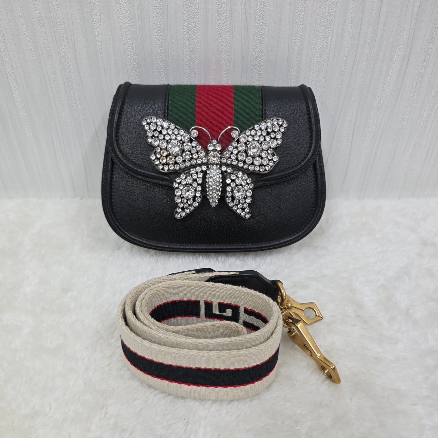 Gucci Shelly Line Totem Butterfly Crossbody Shoulder Bag [Pre-Owned]