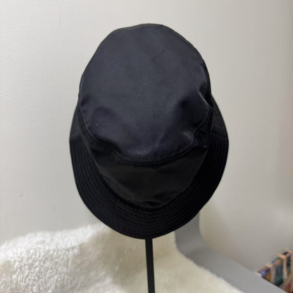 Burberry 黑色尼龙帽 [二手] 