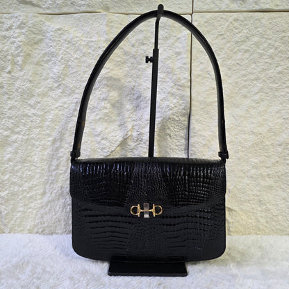 JRA エンボス加工 ワンショルダーバッグ ブラック【中古】 