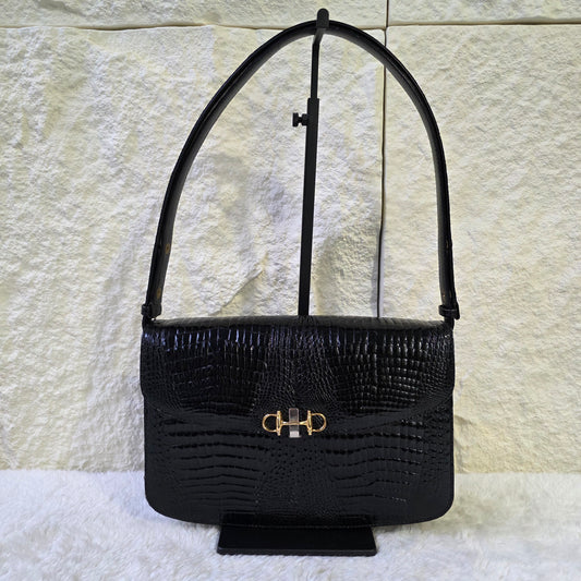 JRA Embossed One-Shoulder Bag Black [Pre-Owned]