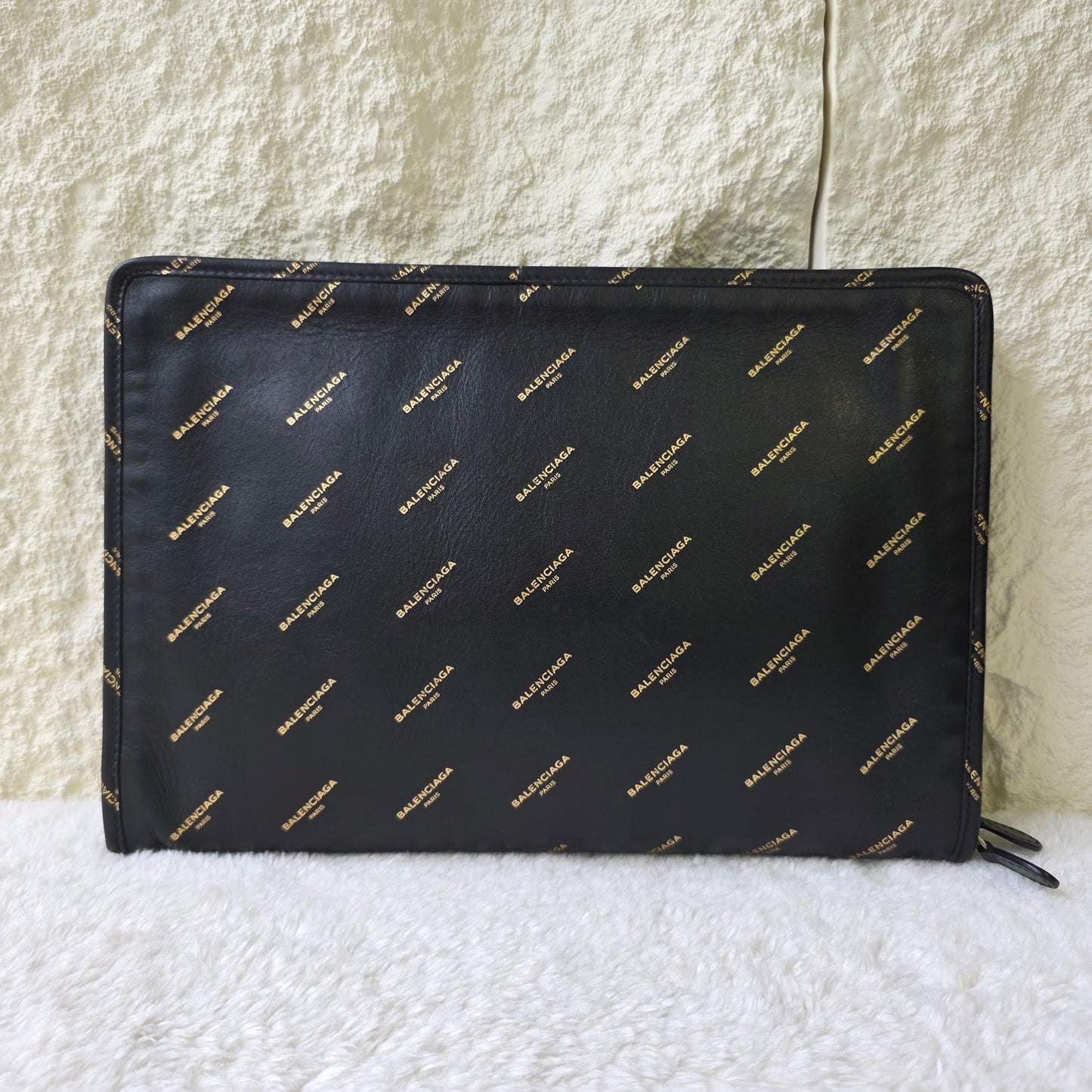 バレンシアガ クラッチバッグ【中古】