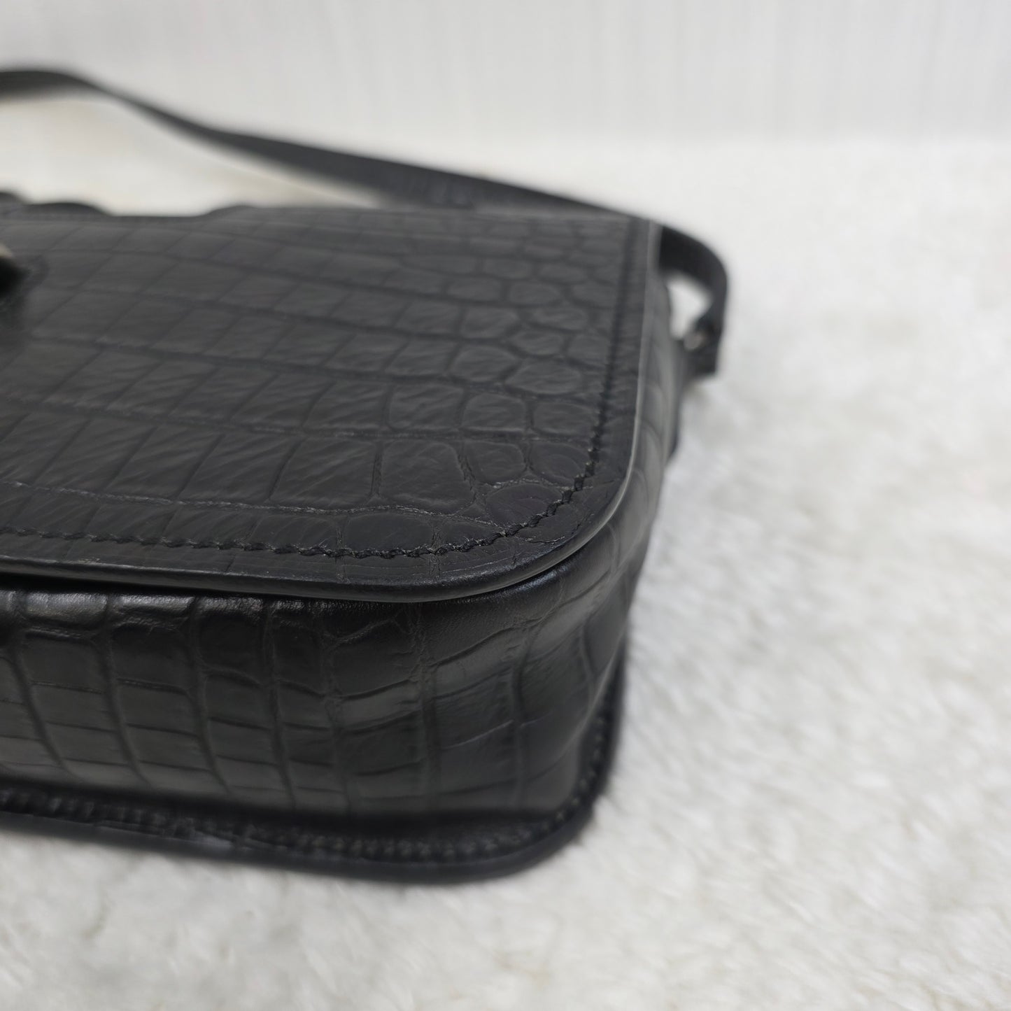 Yves Saint Laurent Black Croc Effect Leather Medium Charlotte Messenger Bag [Pre-Owned]