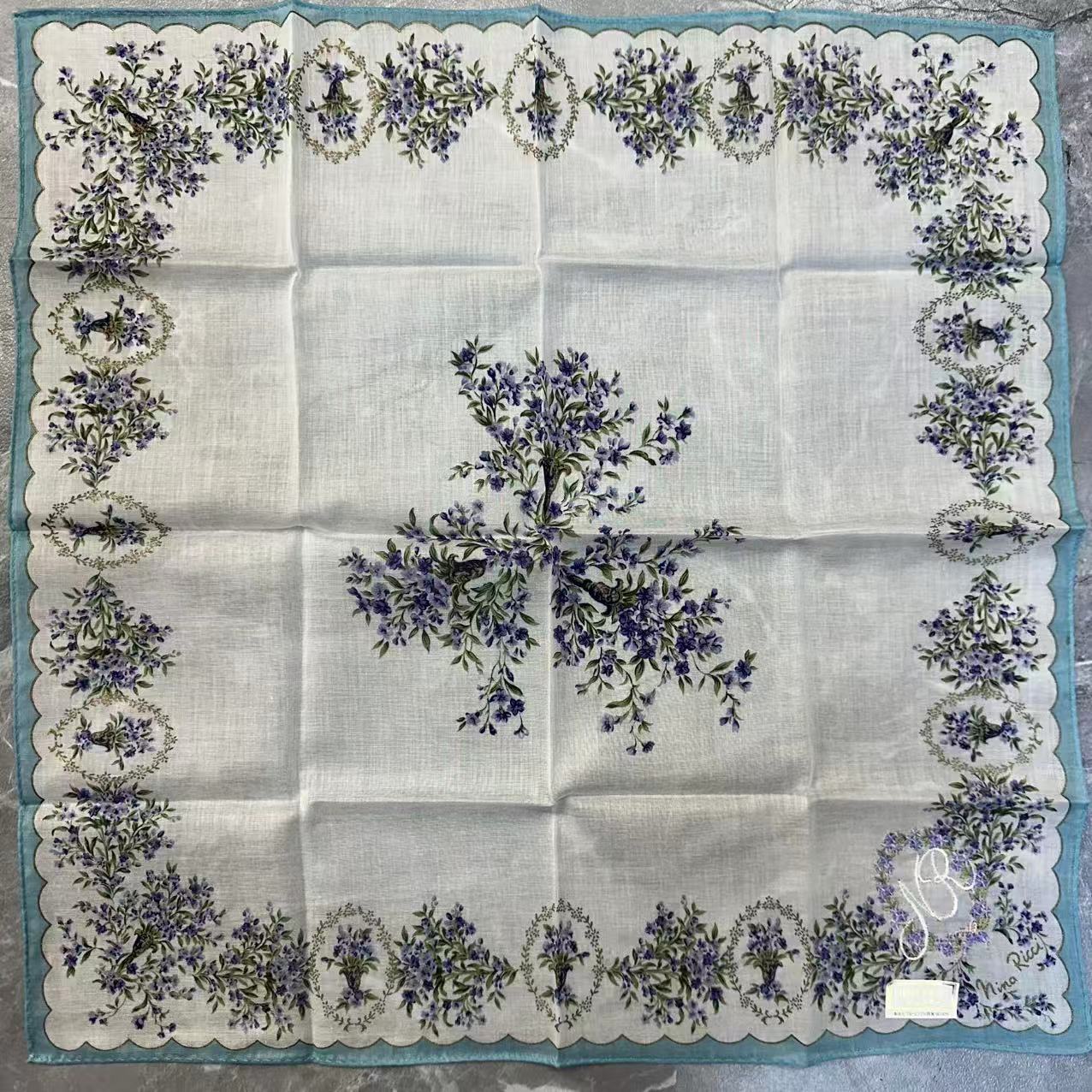 NINA RICCI ハンカチ【中古】 