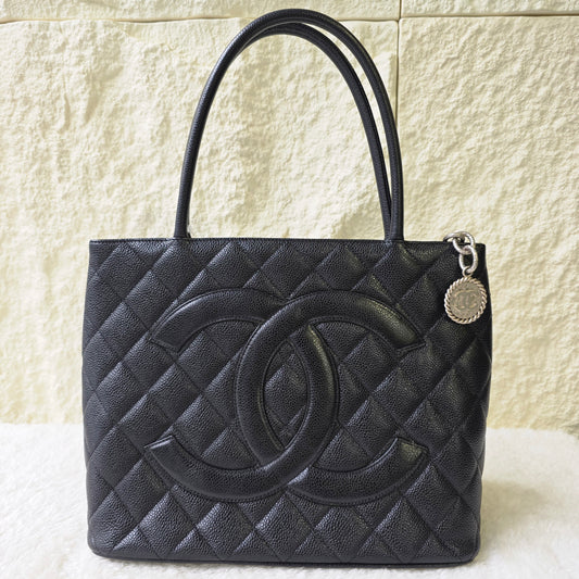 Chanel Matelassé Caviar Skin Reissue Tote Bag [Pre-Owned]