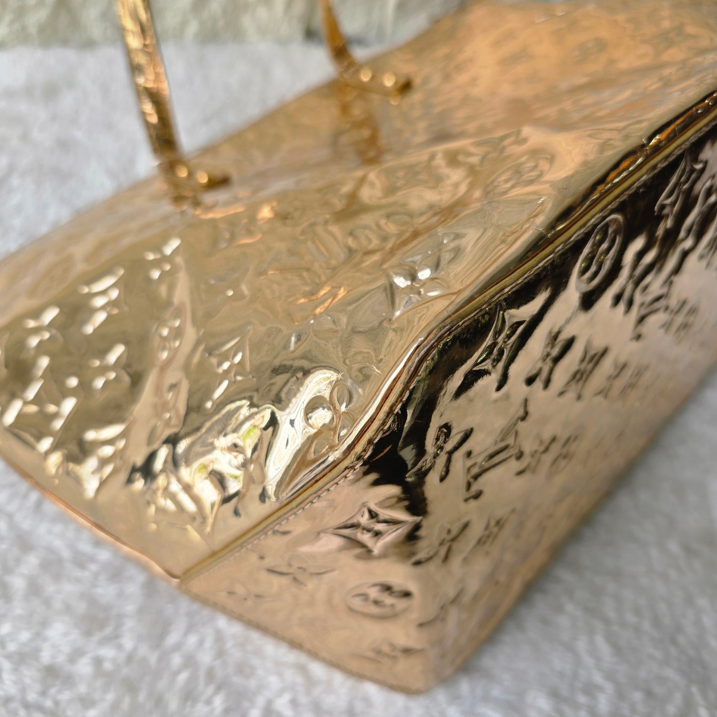 LOUIS VUITTON Bellevue PM Monogram Miroir Gold Handbag [Pre-Owned]