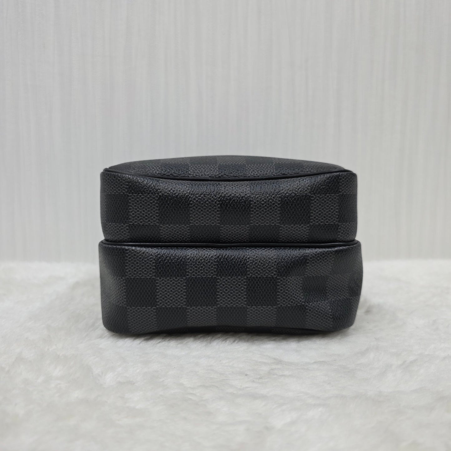 路易威登 Damier Graphite Rem N41446 单肩包 灰色 黑色 银色五金 斜挎包/手拿包 [二手] 