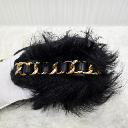 CHANEL チェーンショルダーミニバッグ ファー×ブラック【中古】 