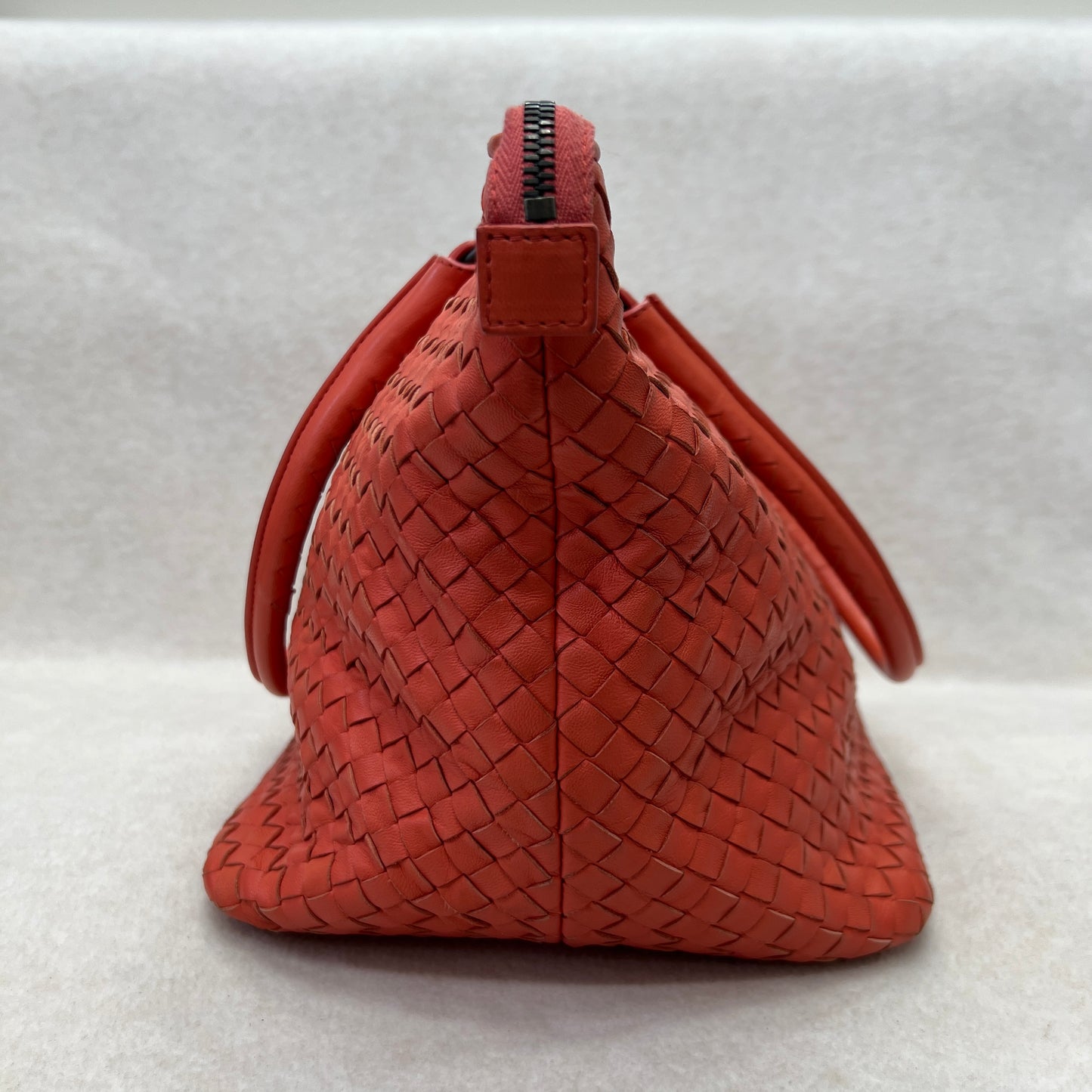 Bottega Veneta Woven Handbag [Pre-Owned]