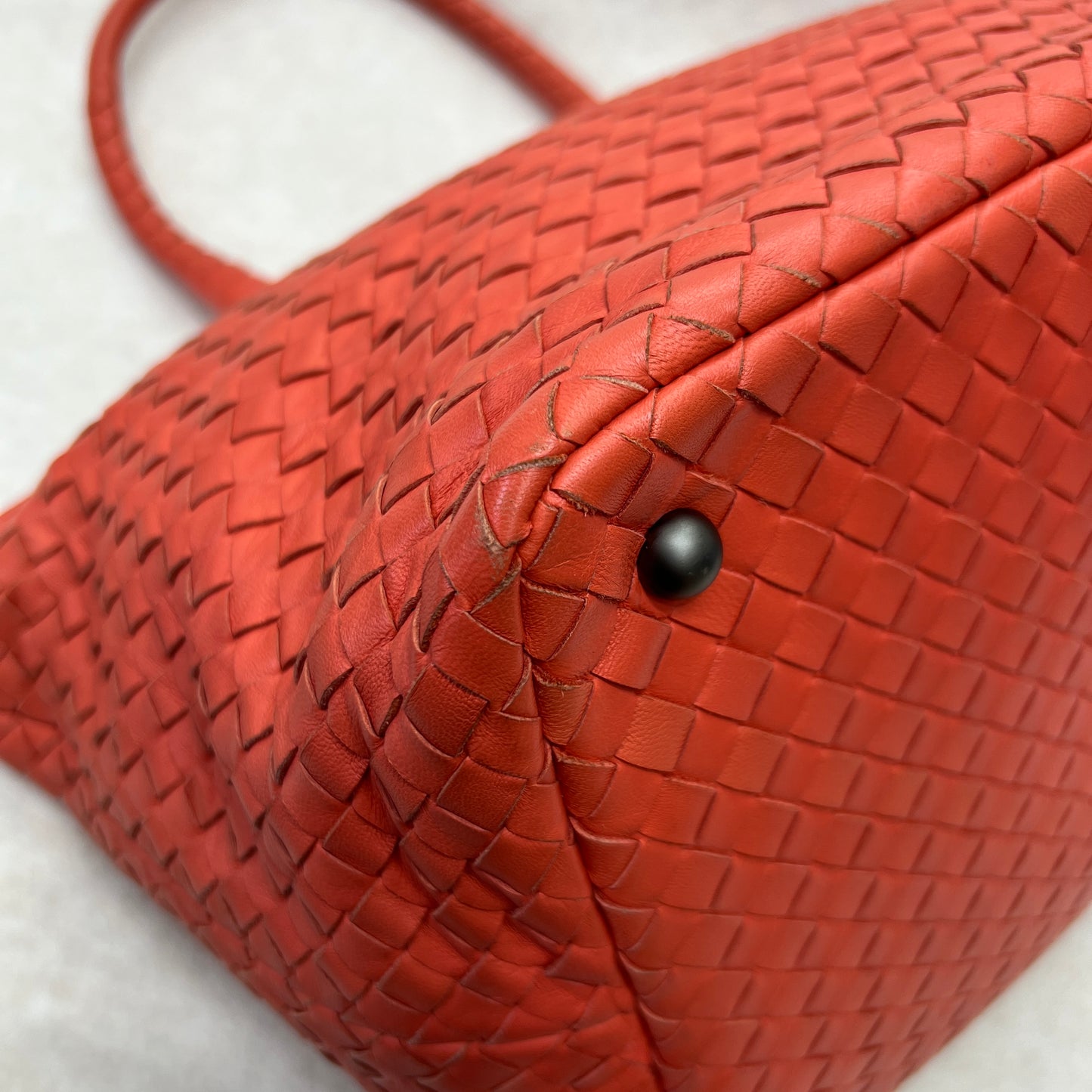 Bottega Veneta Woven Handbag [Pre-Owned]