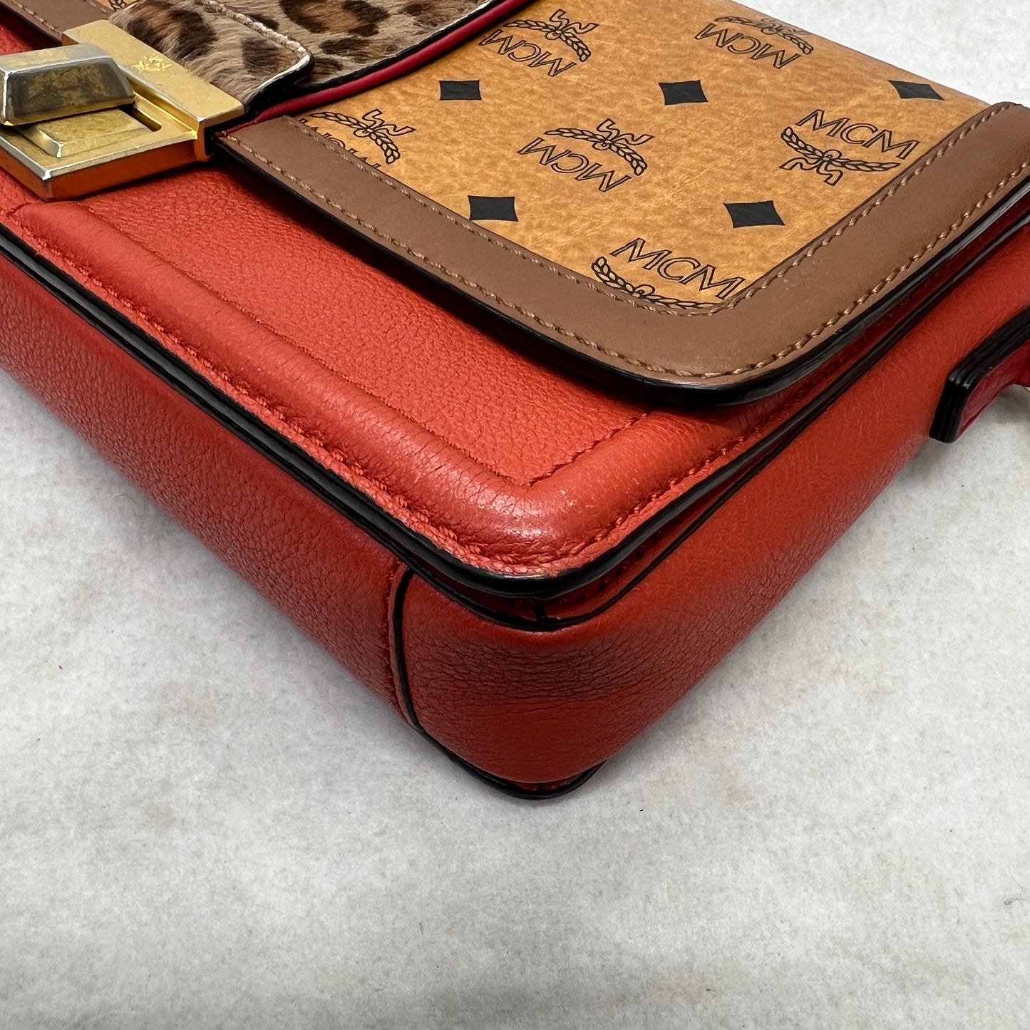 MCM Colorblock crossbody Bag [Pre-Owned]