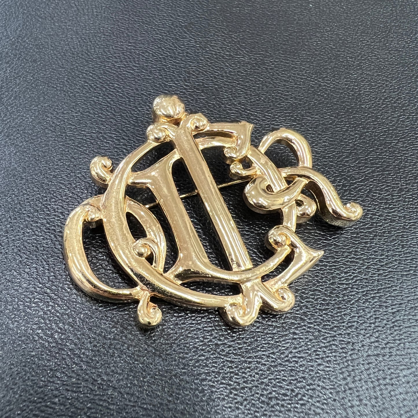 DIOR Brooch [Pre-Owned]
