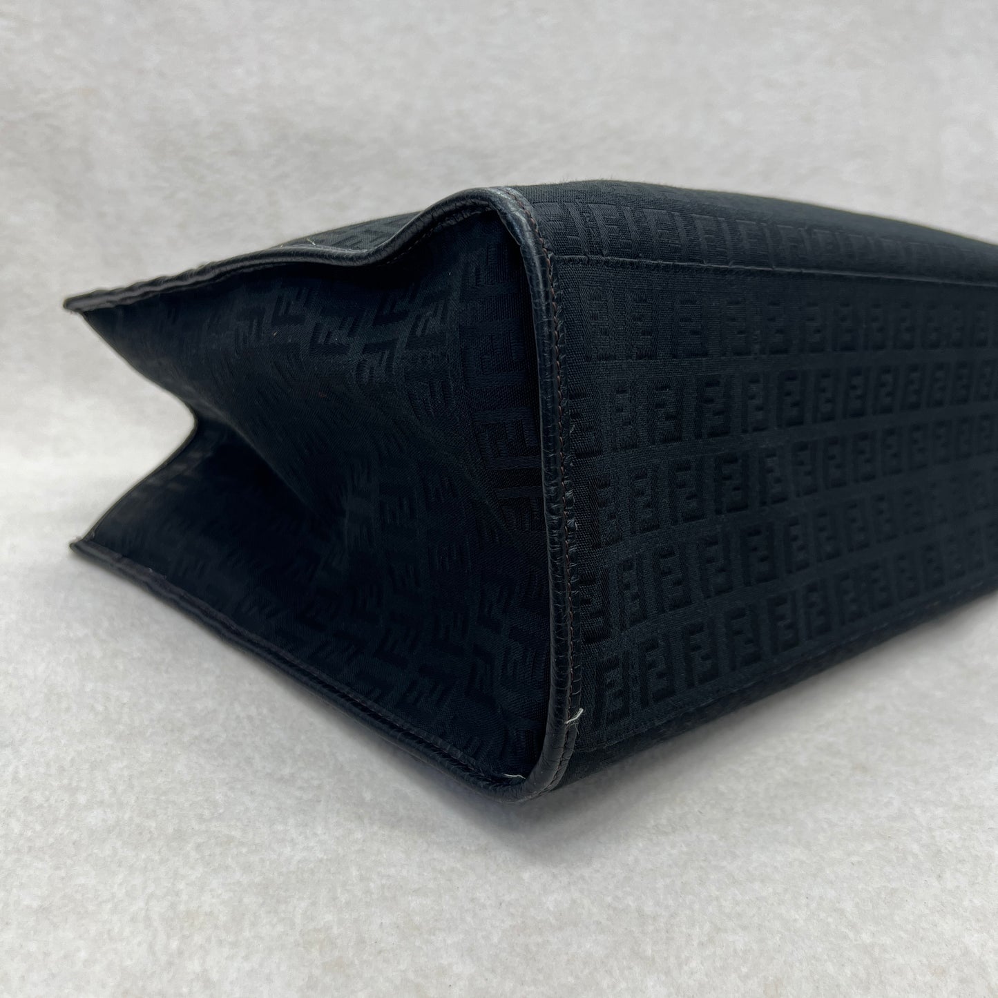 Fendi Zucca帆布手提包（二手）
