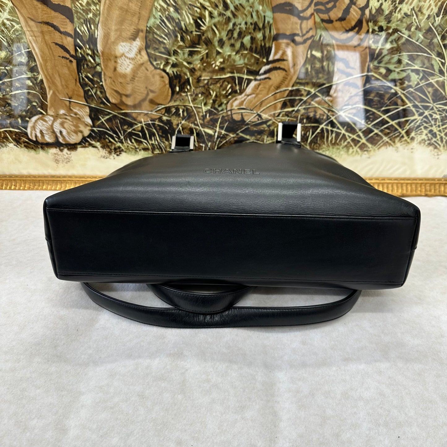 CHANEL Black Shoulder Tote Bag [Pre-Owned]
