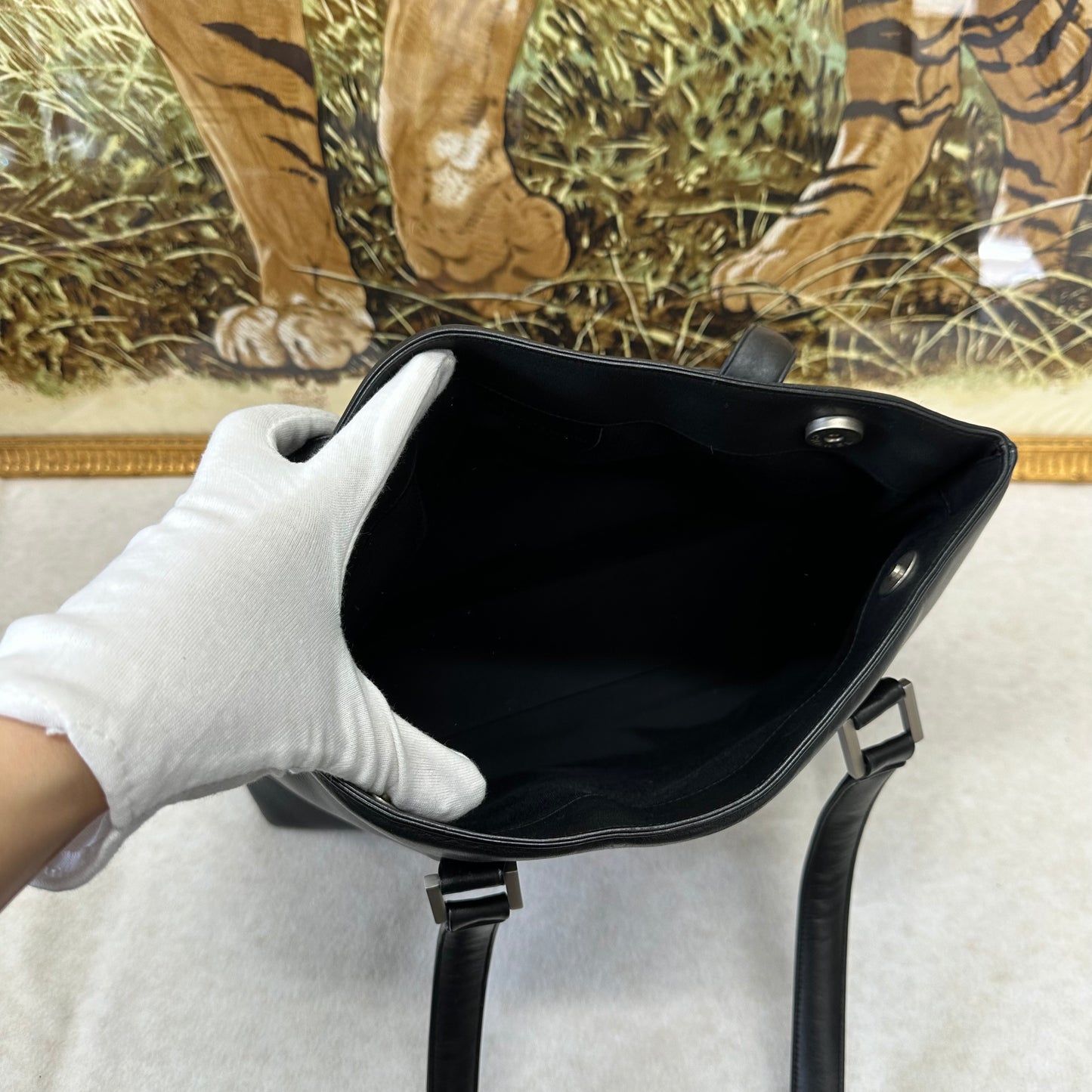 CHANEL Black Shoulder Tote Bag [Pre-Owned]