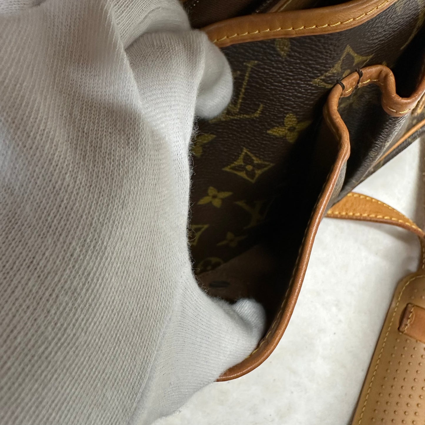 LV Monogram Cambridge Messenger Bag（二手）