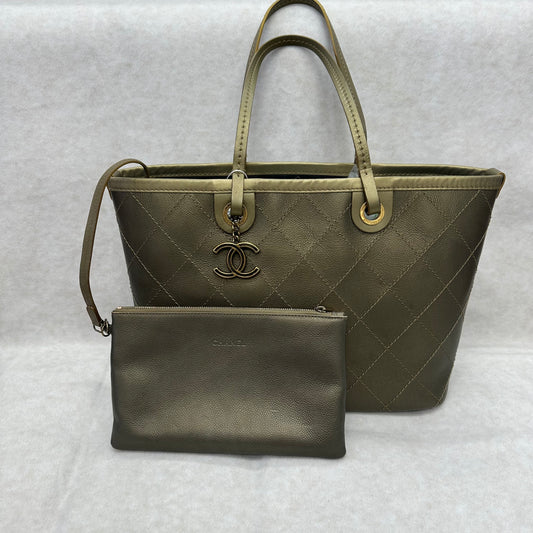 シャネル キャビアレザー トートバッグ【中古】