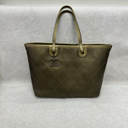 Chanel Caviar Leather Tote Bag [Pre-Owned]