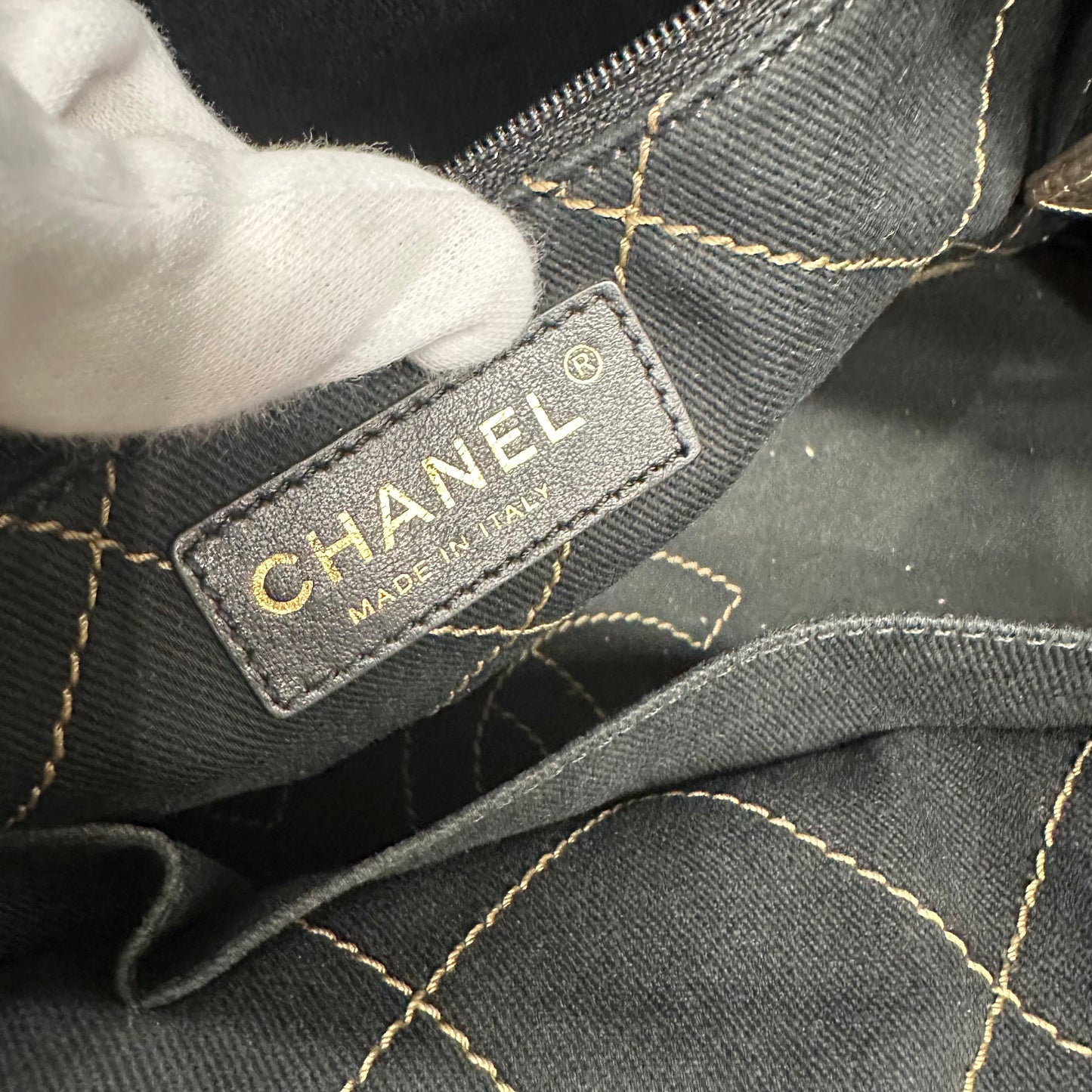 Chanel Caviar Leather Tote Bag [Pre-Owned]