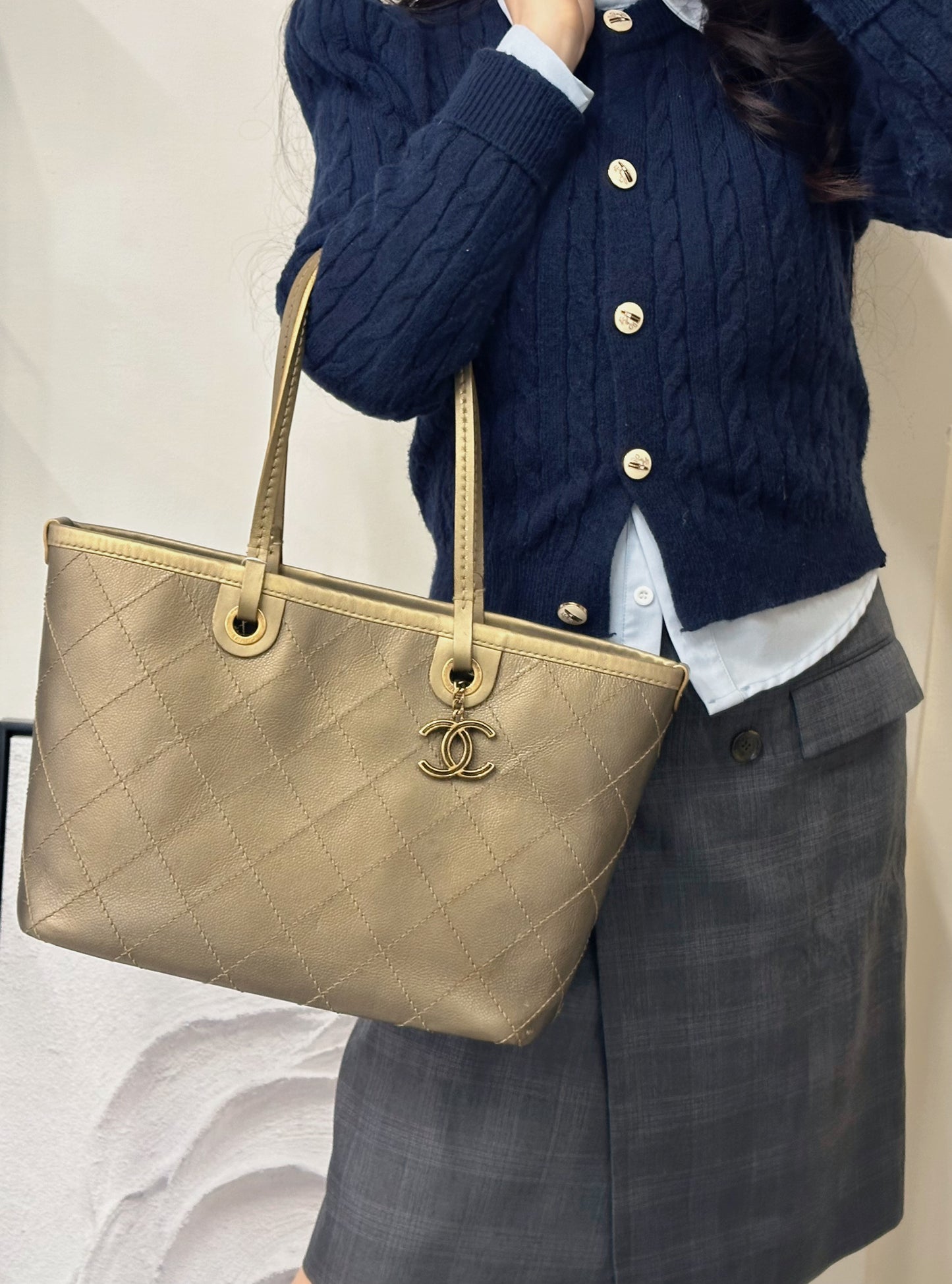 Chanel Caviar Leather Tote Bag [Pre-Owned]