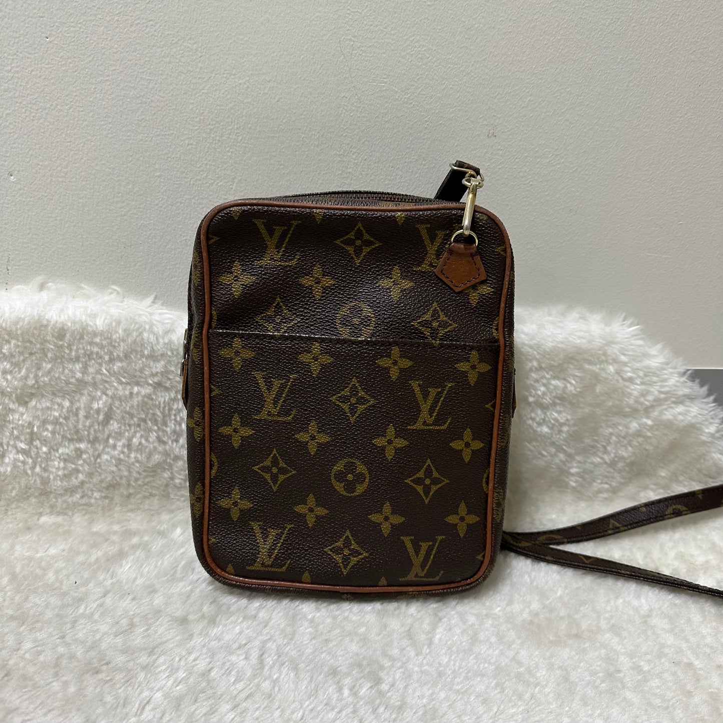 LV Monogram Camera Bag [Pre-Owned]