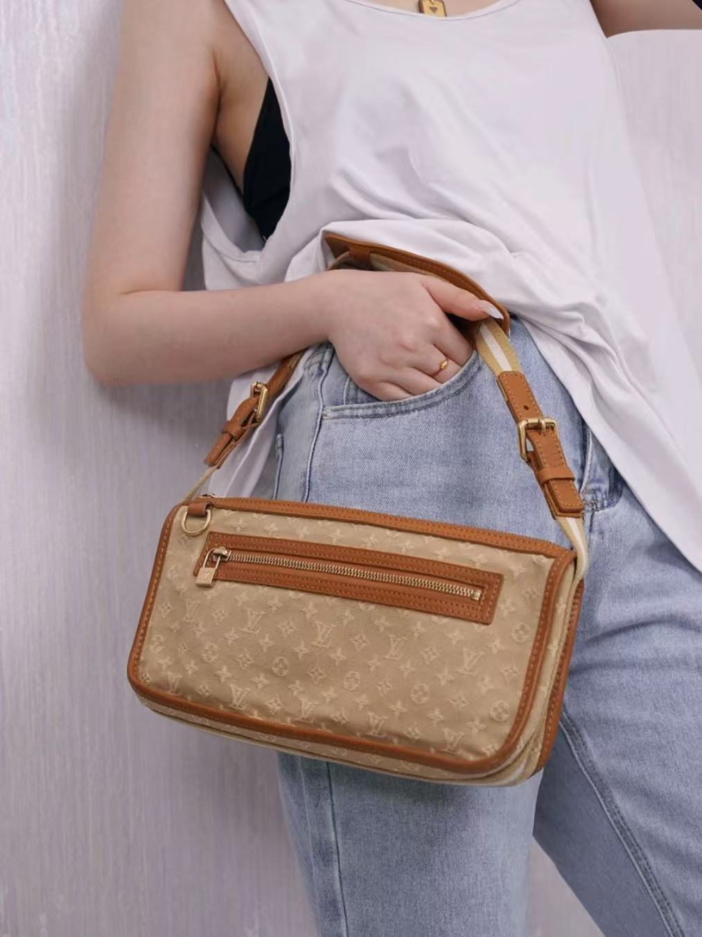 LV Denim Shoulder Bag [Pre-Owned]