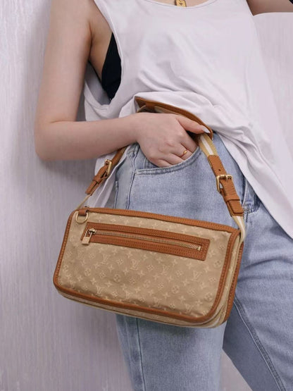LV Denim Shoulder Bag [Pre-Owned]