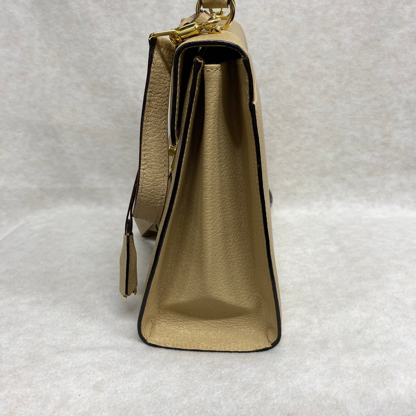 Gucci kelly handbag [Pre-Owned]