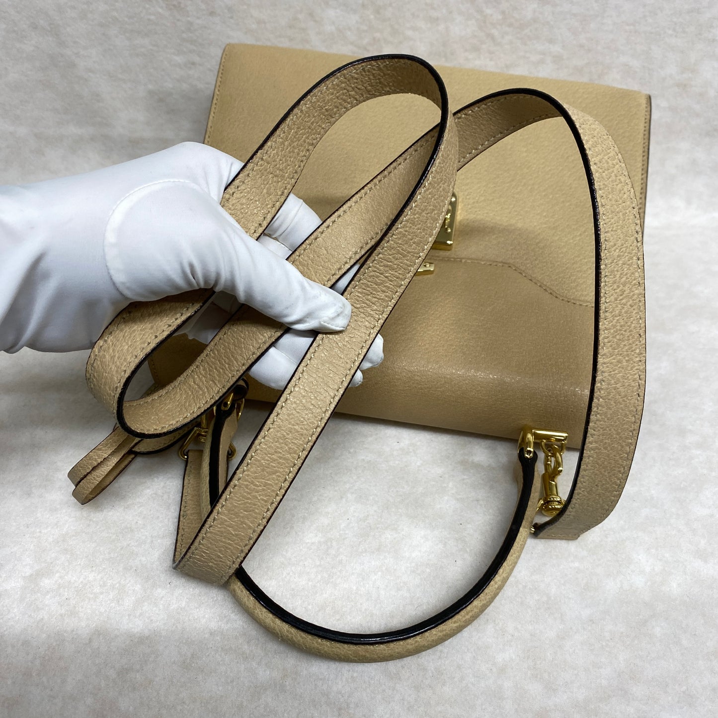 Gucci kelly handbag [Pre-Owned]