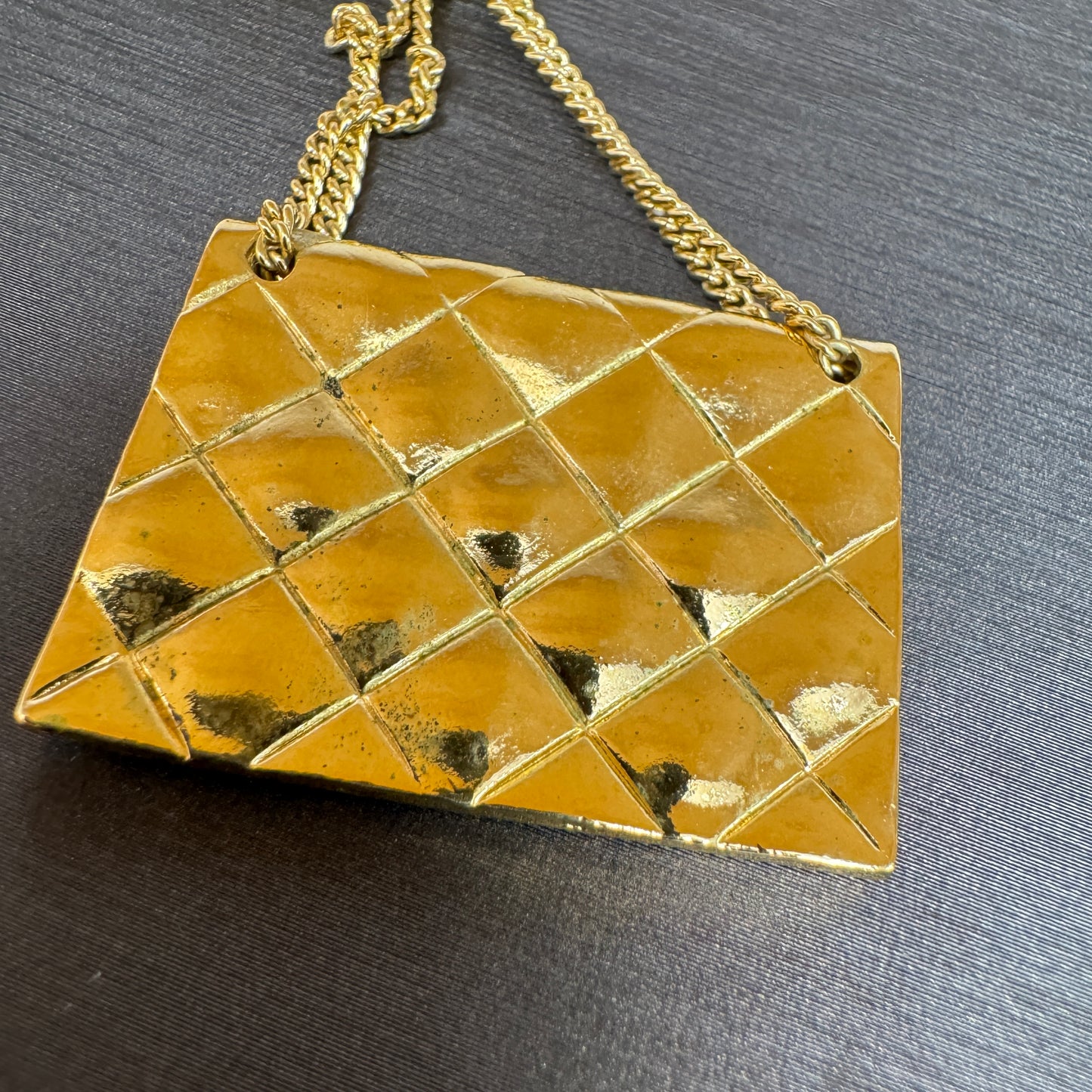 CHANEL Handbag-Shaped Brooch [Pre-Owned]