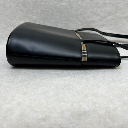 Burberry Bucket Bag [Pre-Owned]