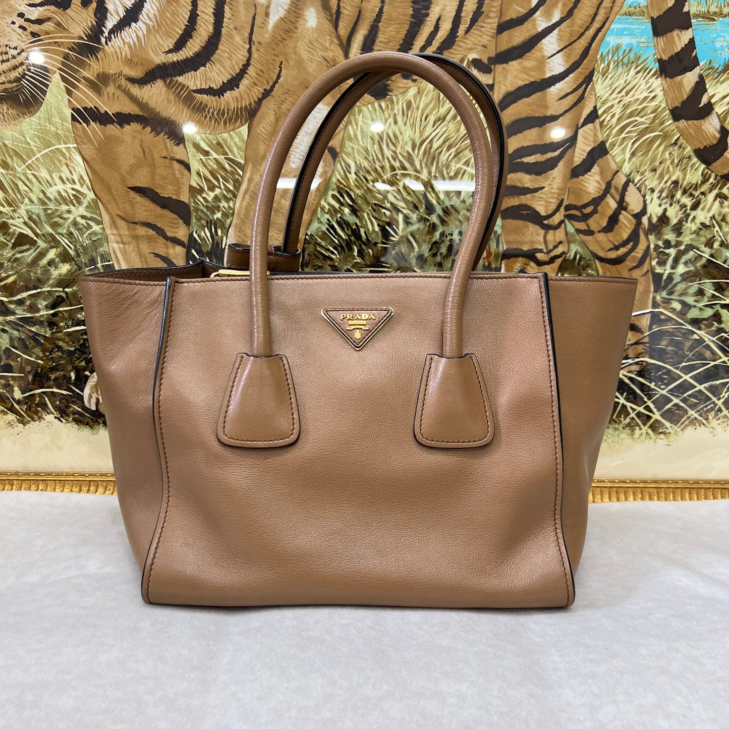 プラダ ハンドバッグ【中古】