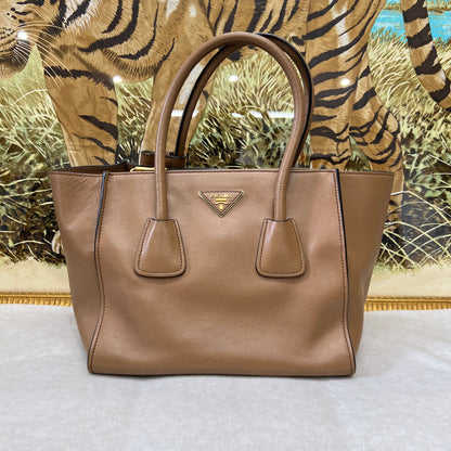 プラダ ハンドバッグ【中古】