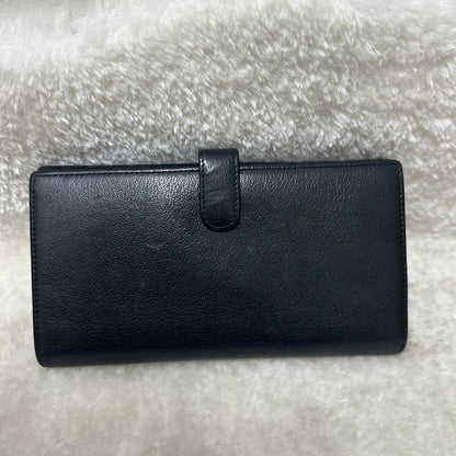 CHANEL Black & Silver Camellia Long Wallet [Pre-Owned]