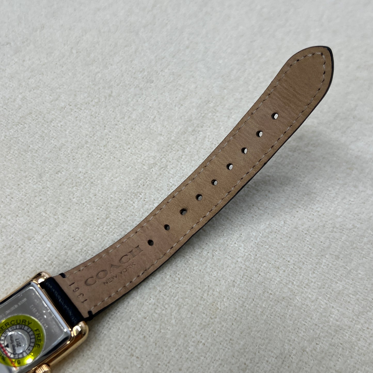 COACH Watch [Pre-Owned]