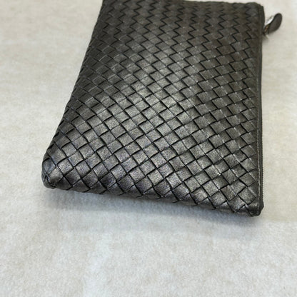 Bottega Veneta Classic Woven Clutch Bag [Pre-Owned]