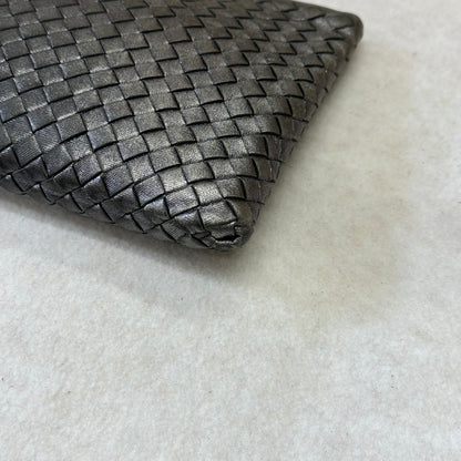 Bottega Veneta Classic Woven Clutch Bag [Pre-Owned]